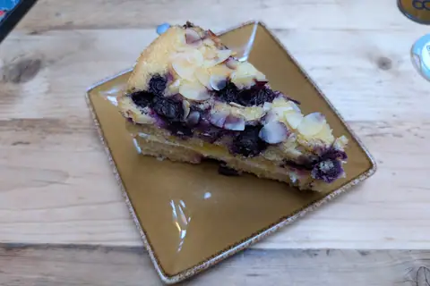 Pistachi Cafe and Lounge t photo 3